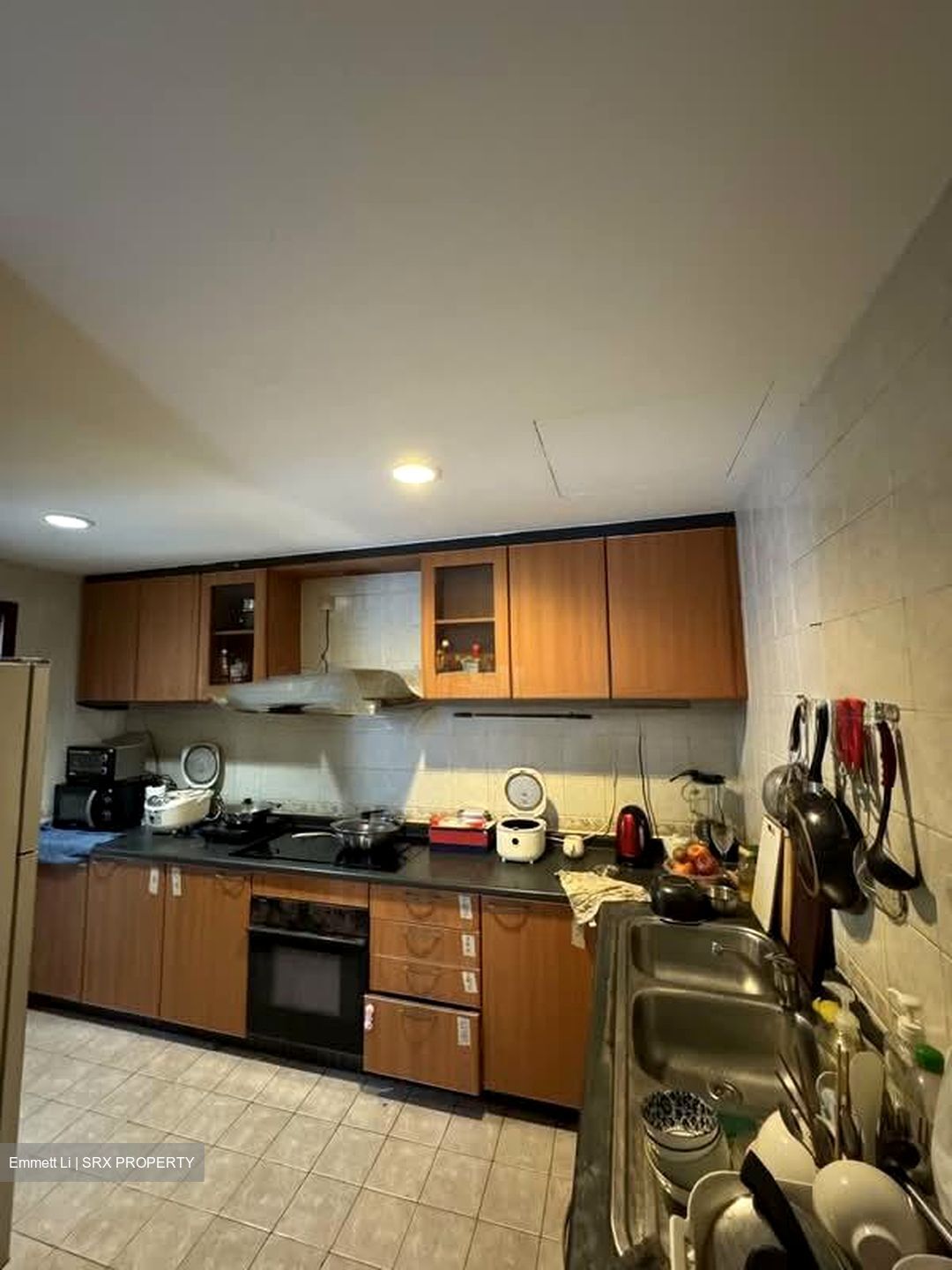 Royal Court (D21), Apartment #574427261